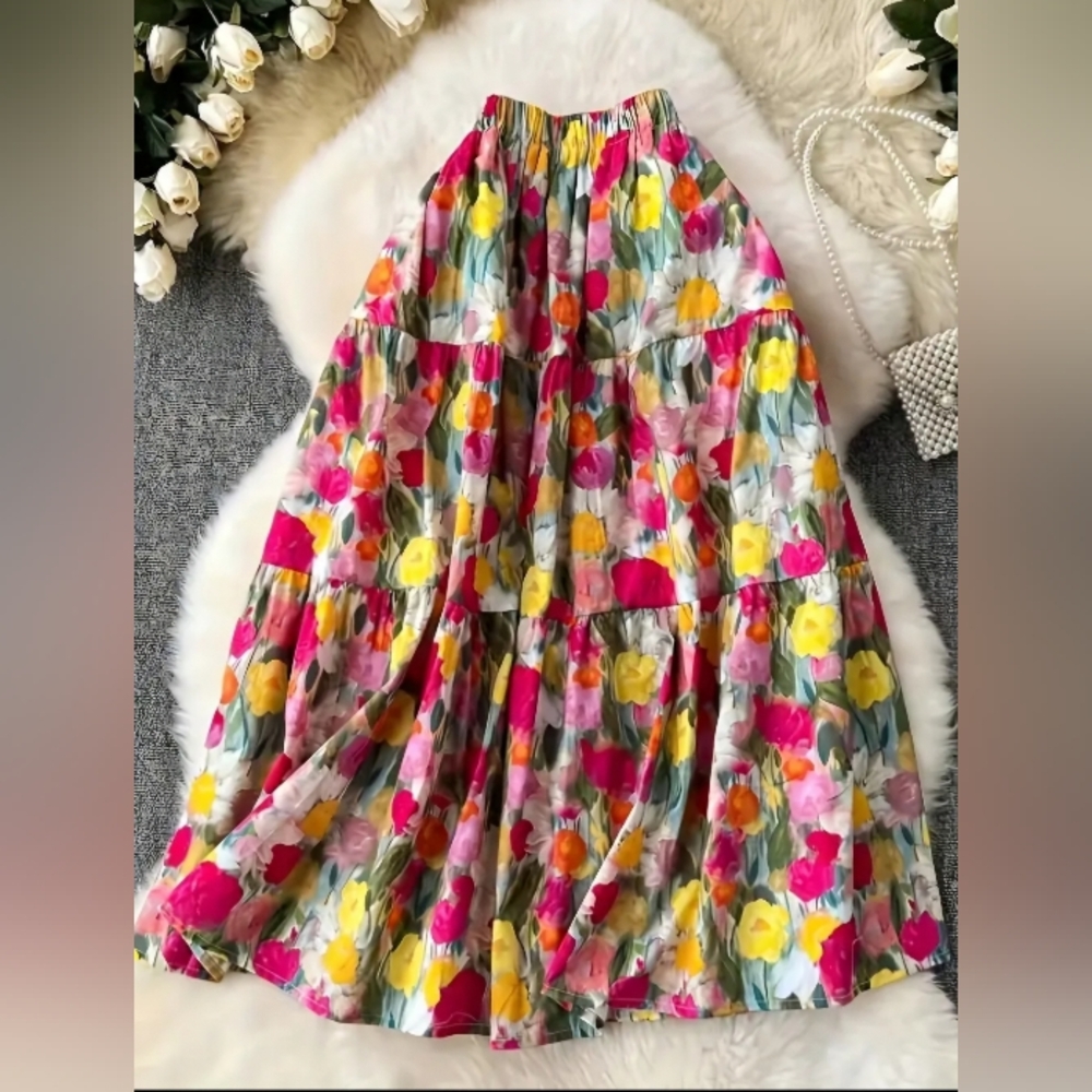 NEW ARRIVAL Floral Midi Skirt